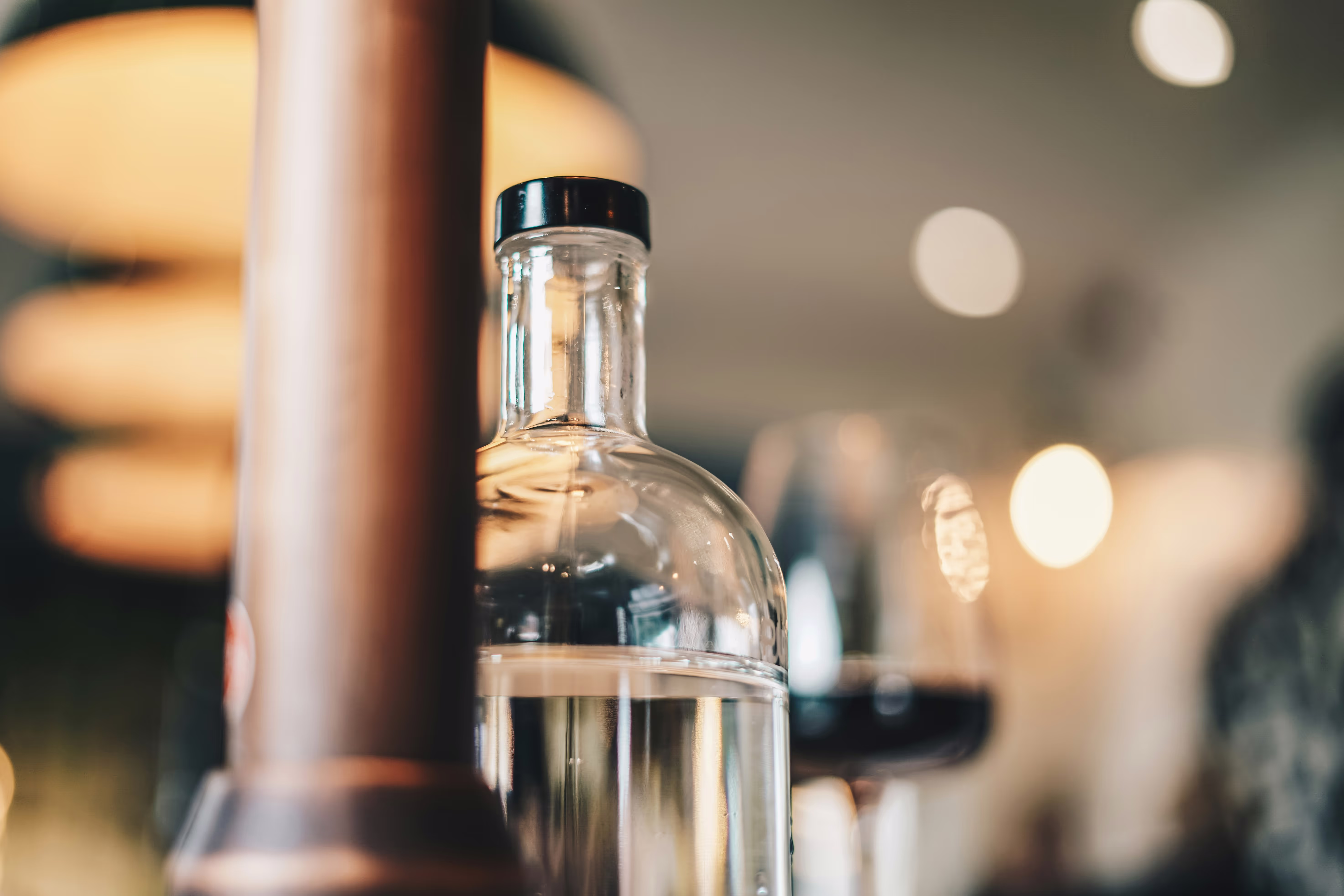 A UOVA bars & nightlife site — Drinks menu + events